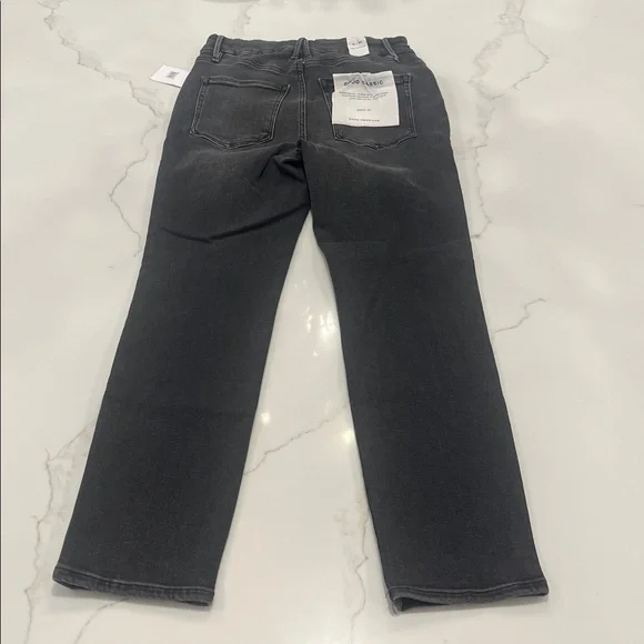 Good American Good Classic Straight Leg Jeans in Black308 - Picture 10 of 10
